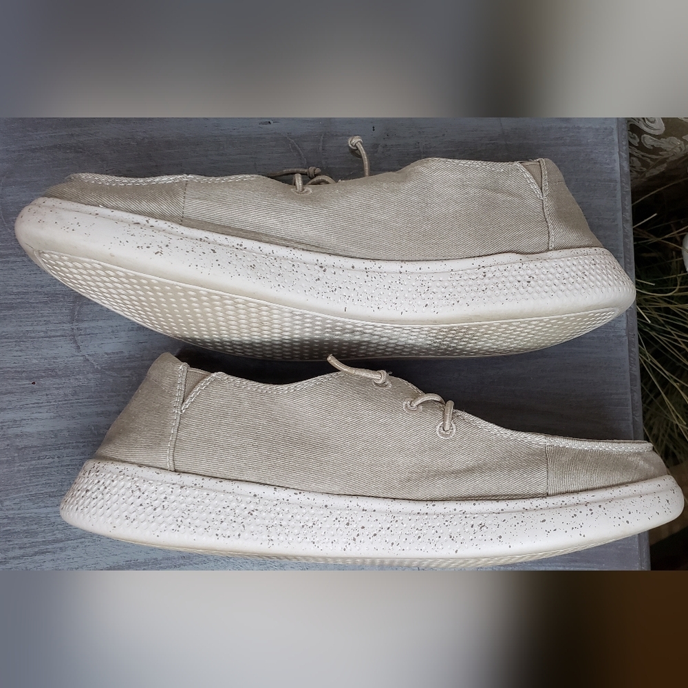 BOBS from Skechers Tan canvas loafers women's size 9 (sa211) - Picture 8 of 12